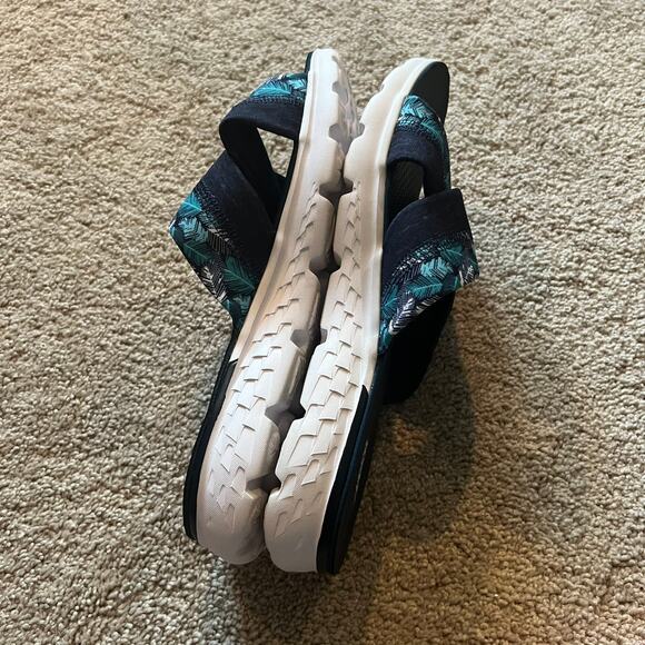 Skechers Goga Max On The Go Slide On Sandals Size 11 - Picture 4 of 12